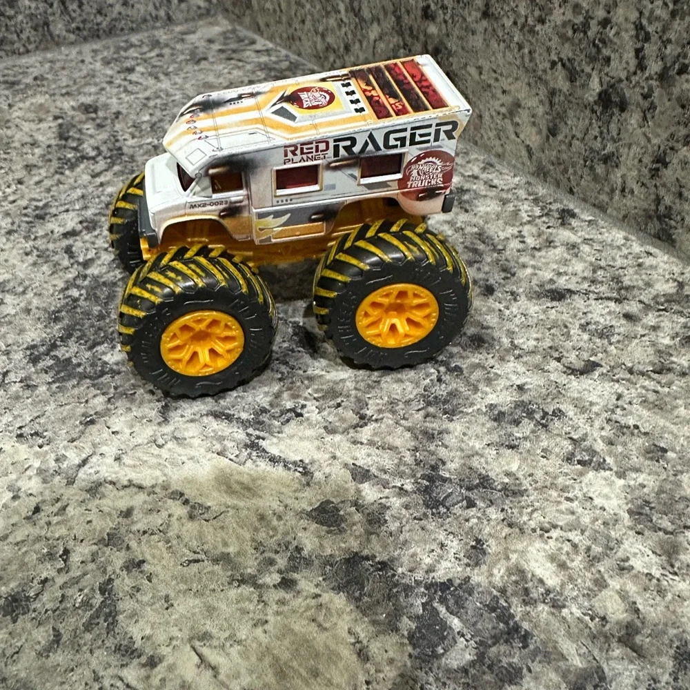 3 Monster Truck Toy Set